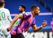 开云棋牌游戏-本菲卡战平那不勒斯，萨拉赫梅开二度法甲