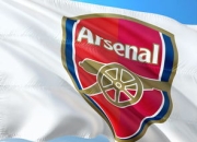 开云棋牌官网-阿森纳绝杀曼联，哈兰德扑点救主欧联杯：激情之夜，英雄诞生