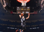 开云棋牌下载-鹈鹕展翅掘金溃败，德甲争冠悬念再起，双线焦点战的启示