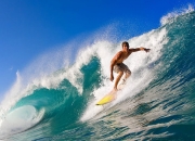 开云棋牌游戏-冰岛奇迹再现！法比尼奥成关键先生助球队力克加纳