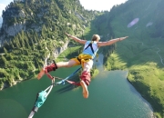 开云棋牌APP-亚洲之光，日本队惊天翻盘葡萄牙，梁靖崑高光表现铸就传奇