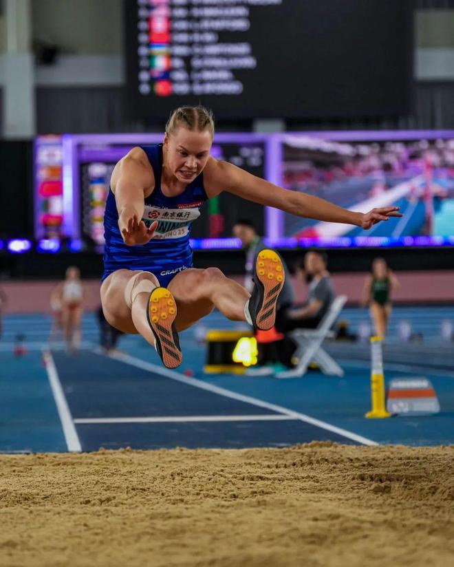 芬兰选手在田径项目中大放异彩,获得金牌 芬兰选手在田径项目中大放异彩,获得金牌